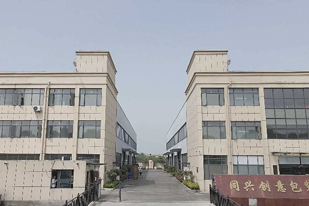 Home 9 packing factory2