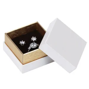 boîte à bijoux pour boucles d'oreilles