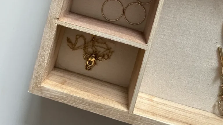 Why Wooden Jewelry Boxes Remain the Gold Standard for Luxury