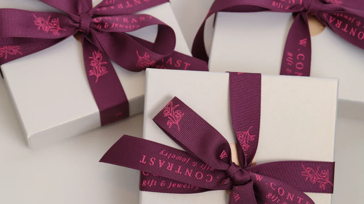 The Role of Gift Bags and Ribbons in Completing the Jewelry Purchase 2 Why Gift Bags and Ribbons Are Essential in Jewelry Packaging