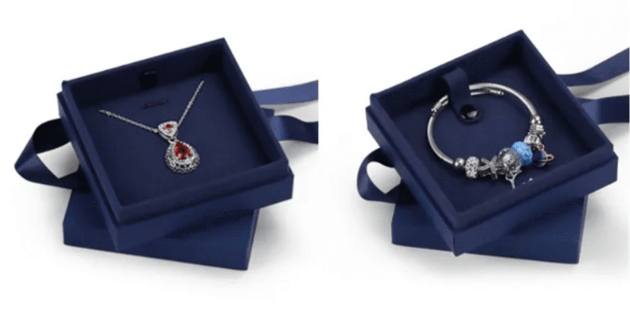 Holographic TPU Jewelry Pouch is the perfect gift bag for jewelry 3 Enhancing the Gift Experience