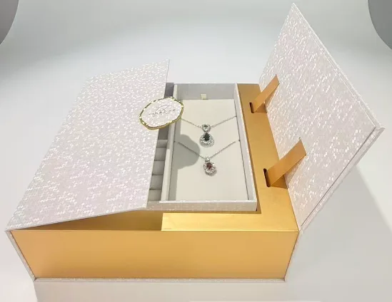 Comparing Popular Jewelry Subscription Boxes in 2026