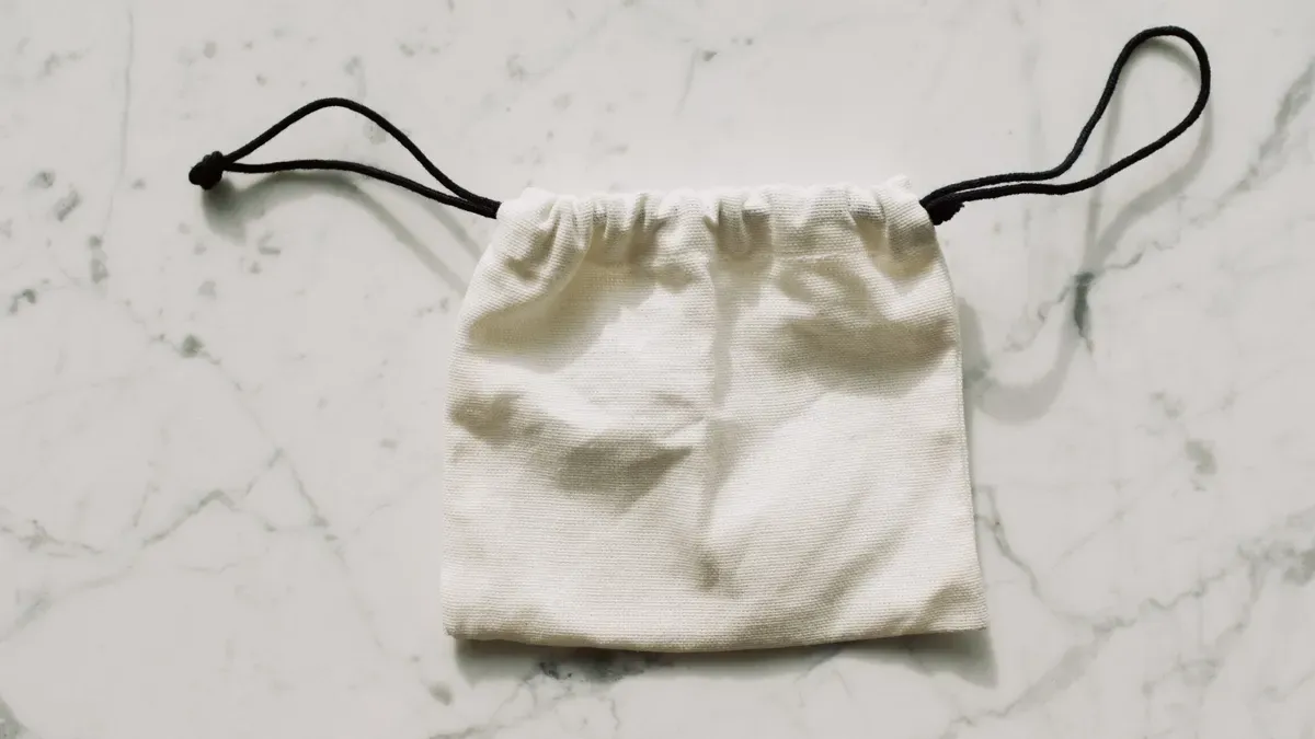 thickened velvet drawstring bag Make Jewelry Storage Effortless and Elegant 2 Superior Cushioning with a Thickened Velvet Drawstring Bag