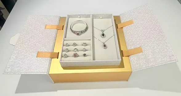 Small Boxes for Single Jewelry Pieces