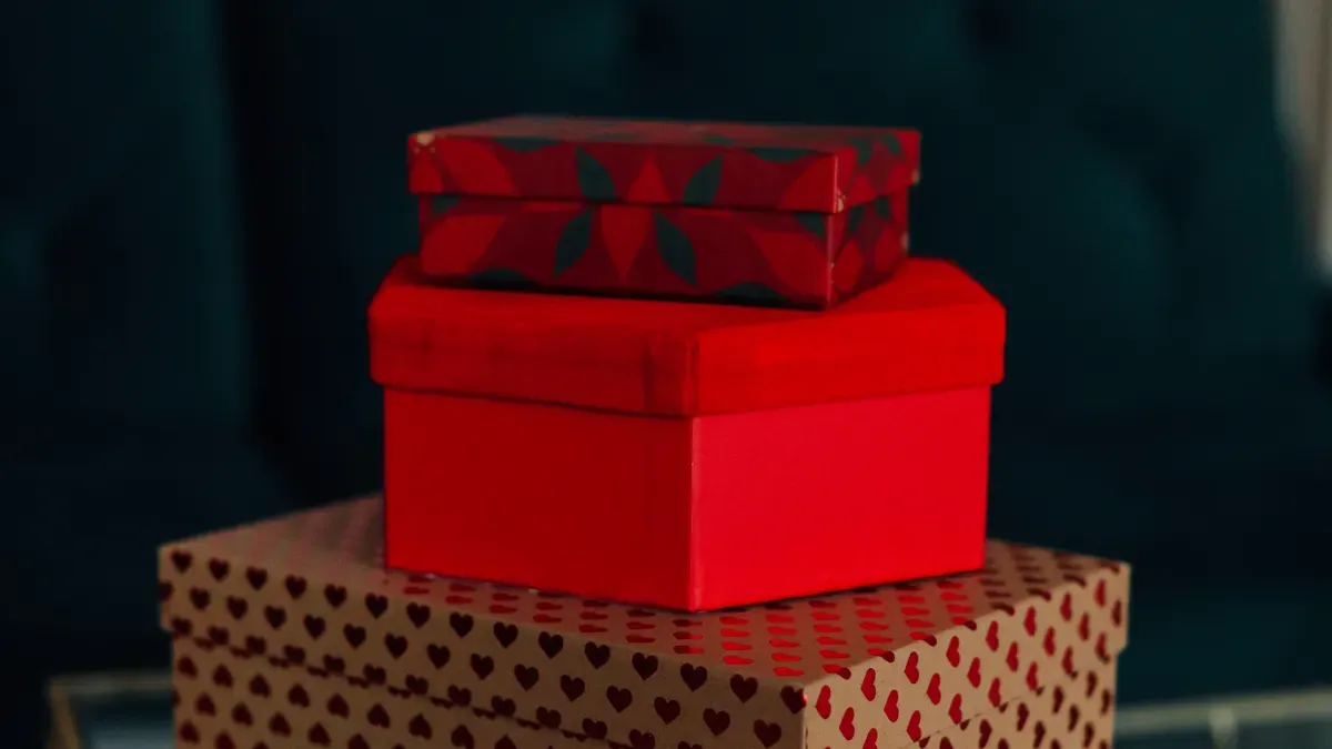 Pick Playful Colors and Patterns for Jewelry Gift Boxes